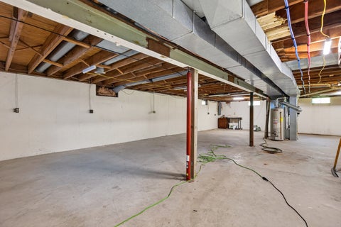 Tiny photo for 802 Adams Street, Ottawa, IL 61350 (MLS # 12717146)