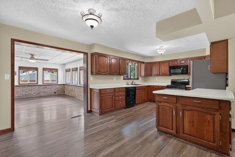 Tiny photo for 802 Adams Street, Ottawa, IL 61350 (MLS # 12717146)