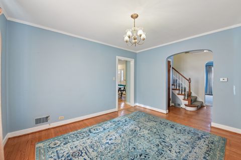 Tiny photo for 240 N Willow Road, Elmhurst, IL 60126 (MLS # 12471171)
