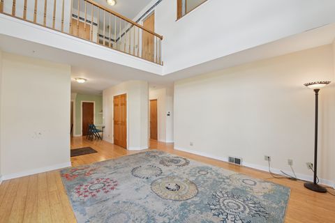 Tiny photo for 240 N Willow Road, Elmhurst, IL 60126 (MLS # 12471171)