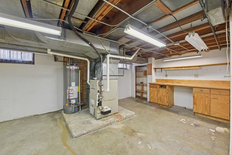 Tiny photo for 240 N Willow Road, Elmhurst, IL 60126 (MLS # 12471171)