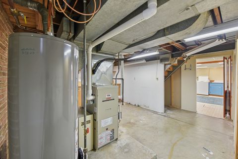 Tiny photo for 240 N Willow Road, Elmhurst, IL 60126 (MLS # 12471171)