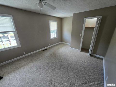 Tiny photo for 108 MOCKINGBIRD Lane, Woodlawn, IL 62898 (MLS # EB459711)