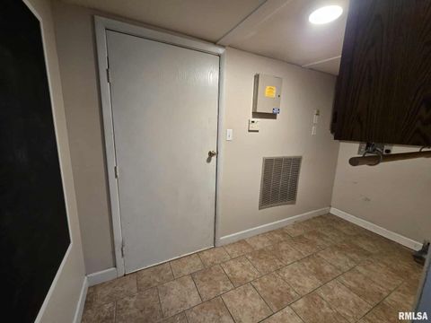 Tiny photo for 108 MOCKINGBIRD Lane, Woodlawn, IL 62898 (MLS # EB459711)