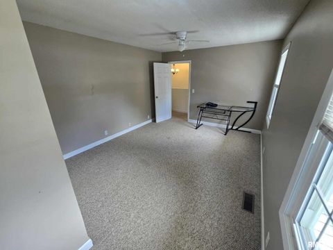 Tiny photo for 108 MOCKINGBIRD Lane, Woodlawn, IL 62898 (MLS # EB459711)