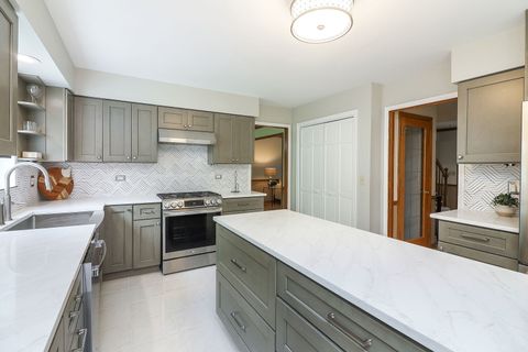 Tiny photo for 1736 Mundelein Road, Naperville, IL 60565 (MLS # 12444698)