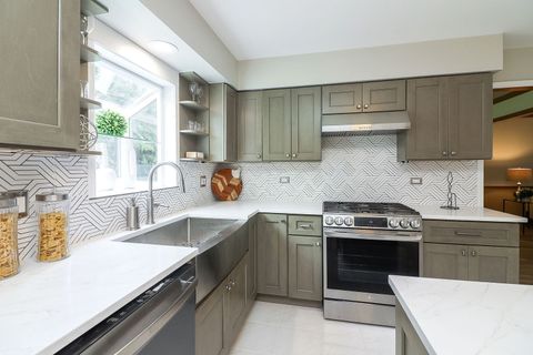 Tiny photo for 1736 Mundelein Road, Naperville, IL 60565 (MLS # 12444698)