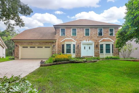Photo of 1736 Mundelein Road, Naperville, IL 60565 (MLS # 12444698)