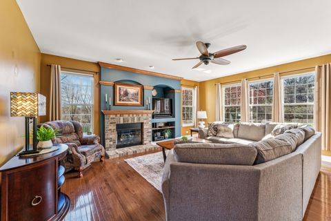 Tiny photo for 2991 Wagon Road, Elgin, IL 60124 (MLS # 12616790)