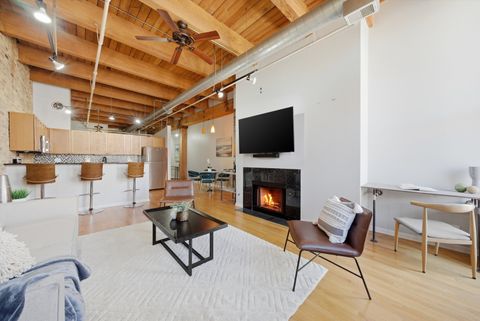 Tiny photo for 375 W Erie Street #408, Chicago, IL 60610 (MLS # 12617634)