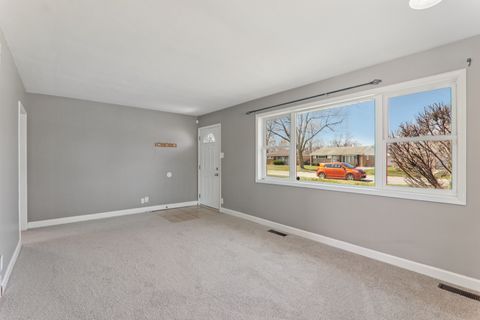 Tiny photo for 17303 Greenbay Avenue SE, Lansing, IL 60438 (MLS # 12605379)