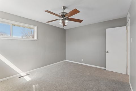 Tiny photo for 17303 Greenbay Avenue SE, Lansing, IL 60438 (MLS # 12605379)