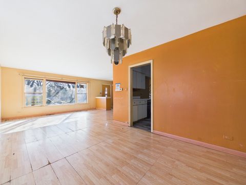 Tiny photo for 14600 Princeton Avenue, Dolton, IL 60419 (MLS # 12583465)