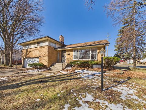 Tiny photo for 14600 Princeton Avenue, Dolton, IL 60419 (MLS # 12583465)