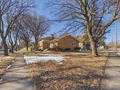 Tiny photo for 14600 Princeton Avenue, Dolton, IL 60419 (MLS # 12583465)