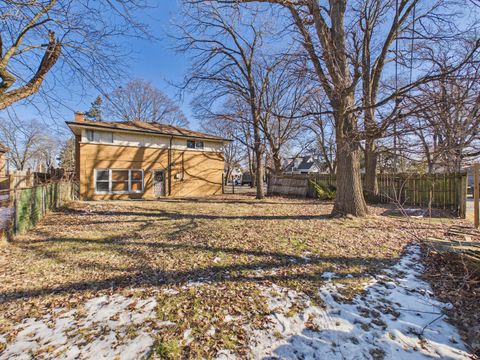 Tiny photo for 14600 Princeton Avenue, Dolton, IL 60419 (MLS # 12583465)