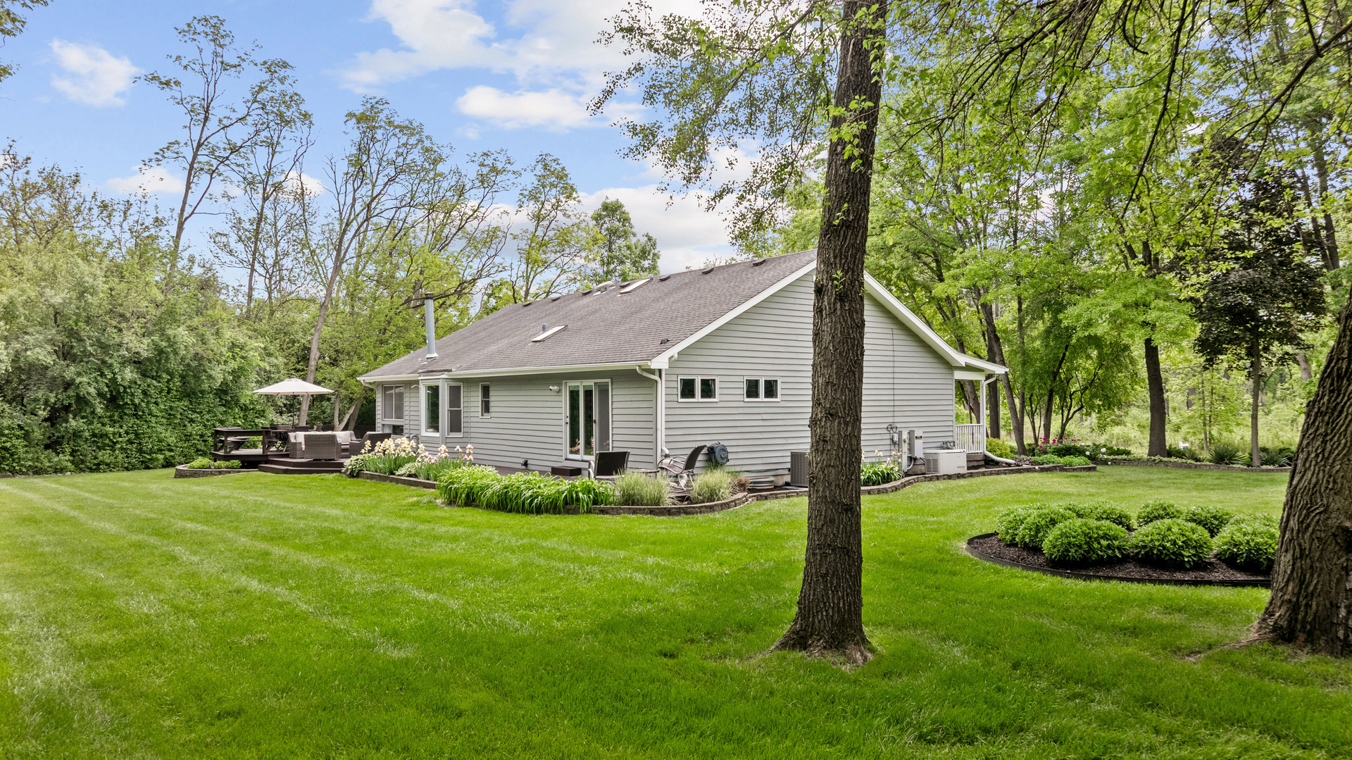 28W140 Mack Road