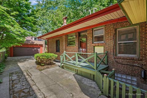 Tiny photo for 6840 S Constance Avenue, Chicago, IL 60649 (MLS # 12672666)
