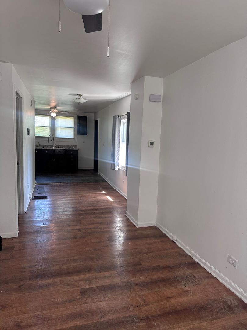 526 E 154th Place