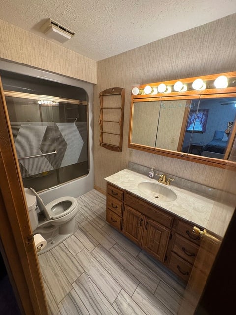 Tiny photo for 409 S Parkhill Street, West Frankfort, IL 62896 (MLS # 12608551)