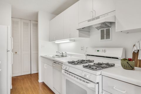 Tiny photo for 1107 S Old Wilke Road #201, Arlington Heights, IL 60005 (MLS # 12441478)