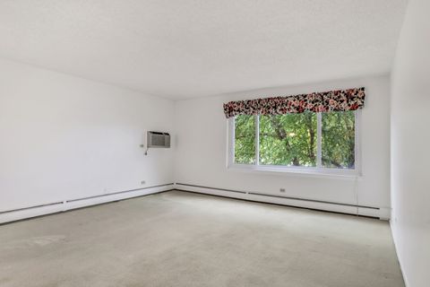 Tiny photo for 1107 S Old Wilke Road #201, Arlington Heights, IL 60005 (MLS # 12441478)