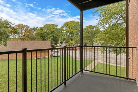 Tiny photo for 1107 S Old Wilke Road #201, Arlington Heights, IL 60005 (MLS # 12441478)