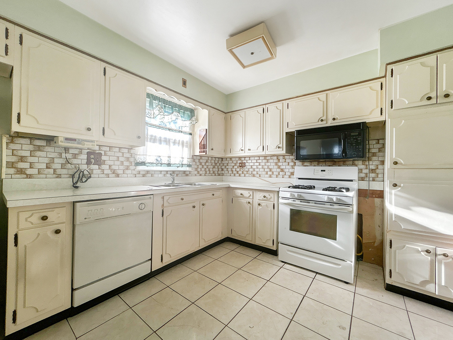 36 S Highview Avenue