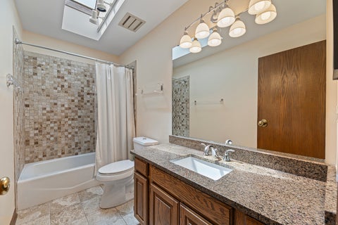 Tiny photo for 1543 N Saint Marys Road, Green Oaks, IL 60048 (MLS # 12735909)