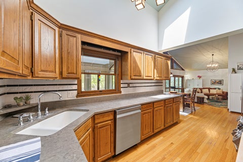 Tiny photo for 1543 N Saint Marys Road, Green Oaks, IL 60048 (MLS # 12735909)