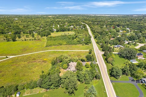 Tiny photo for 1543 N Saint Marys Road, Green Oaks, IL 60048 (MLS # 12735909)