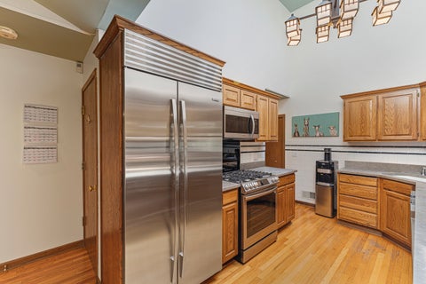 Tiny photo for 1543 N Saint Marys Road, Green Oaks, IL 60048 (MLS # 12735909)