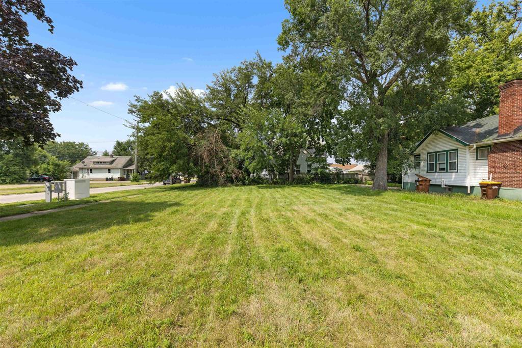 2143 S 4th Street
