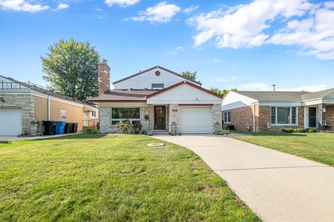 Tiny photo for 6020 N Landers Avenue, Chicago, IL 60646 (MLS # 12520823)