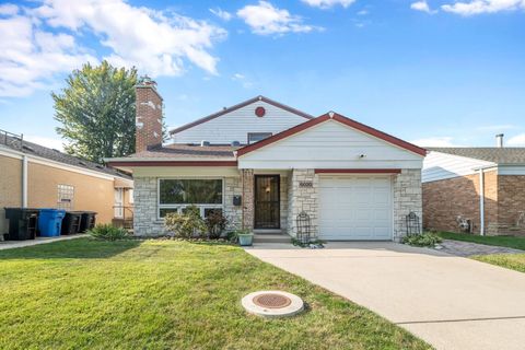 Photo of 6020 N Landers Avenue, Chicago, IL 60646 (MLS # 12520823)