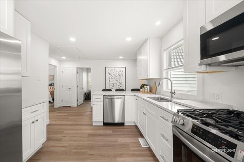 Tiny photo for 5505 Pershing Avenue, Downers Grove, IL 60515 (MLS # 12493703)