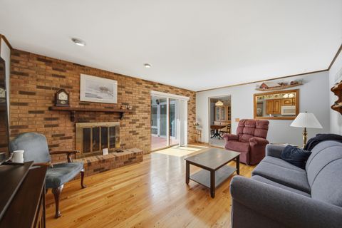 Tiny photo for 1739 Valley View Drive, Dixon, IL 61021 (MLS # 12613643)