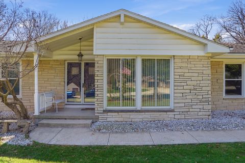 Tiny photo for 1739 Valley View Drive, Dixon, IL 61021 (MLS # 12613643)