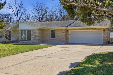 Tiny photo for 1739 Valley View Drive, Dixon, IL 61021 (MLS # 12613643)