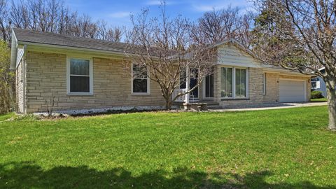 Photo of 1739 Valley View Drive, Dixon, IL 61021 (MLS # 12613643)