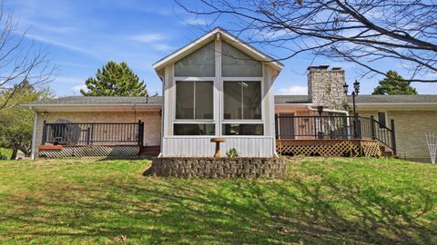 Tiny photo for 1739 Valley View Drive, Dixon, IL 61021 (MLS # 12613643)