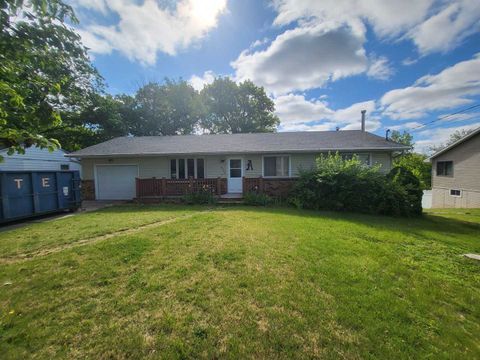 4502 NW Scenic Drive Peoria IL 61615