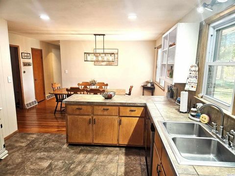 Tiny photo for 803 Maas Road, Quincy, IL 62305 (MLS # 12502640)