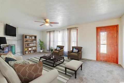 Tiny photo for 803 Maas Road, Quincy, IL 62305 (MLS # 12502640)