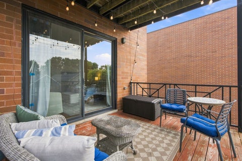 Tiny photo for 1925 W Irving Park Road #3, Chicago, IL 60613 (MLS # 12736150)