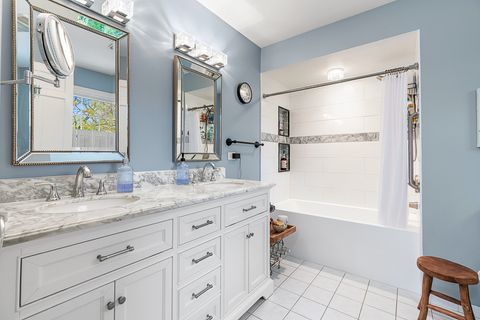 Tiny photo for 2067 BUTTERNUT Lane, Northbrook, IL 60062 (MLS # 12516748)