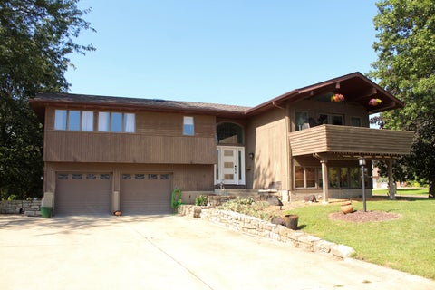 Photo of 206 E Via Sistina Court, Toluca, IL 61369 (MLS # 12739195)