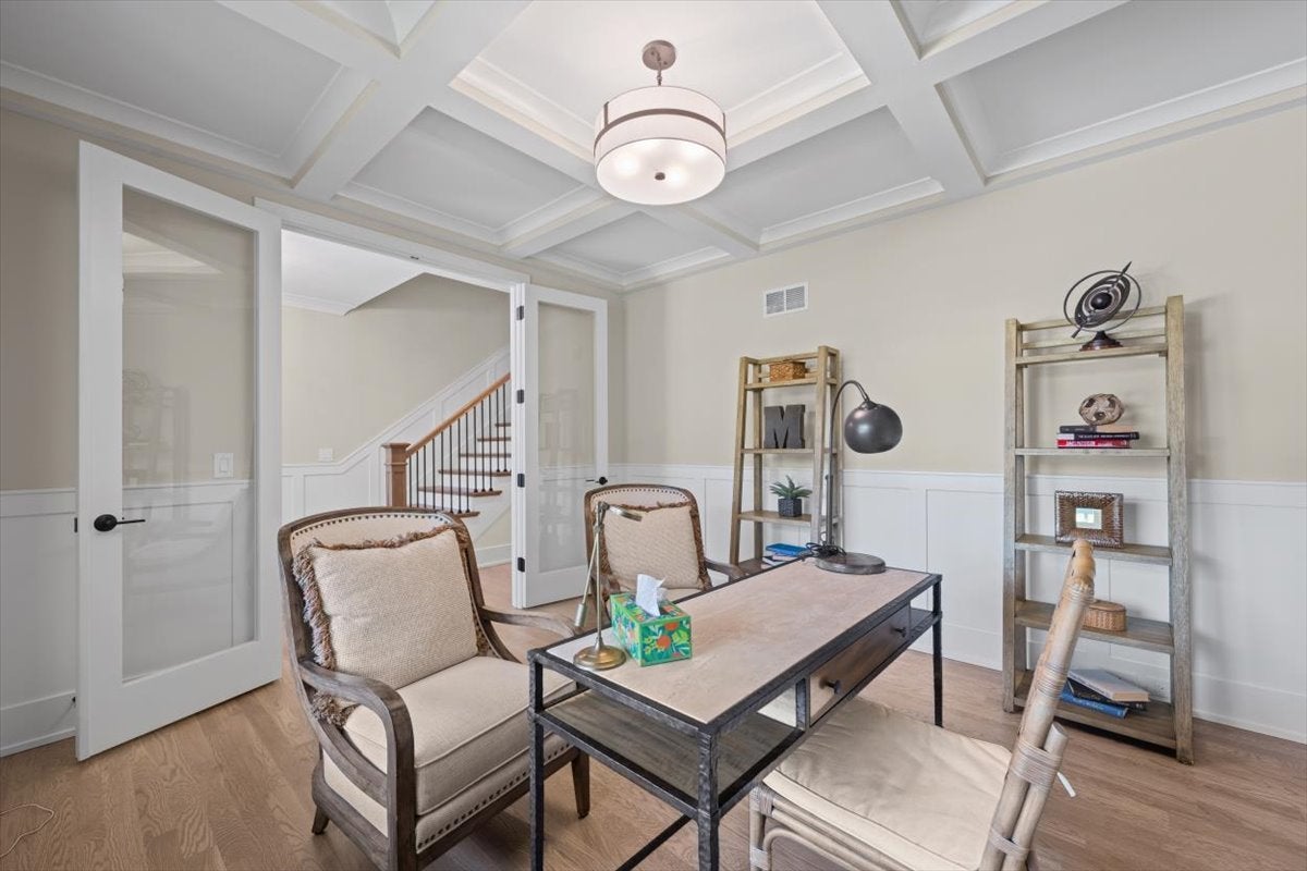 6200 Clarendon Hills (Lot 3) Road