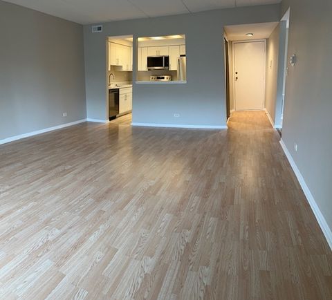 Tiny photo for 917 Vose Drive #211, Gurnee, IL 60031 (MLS # 12503962)