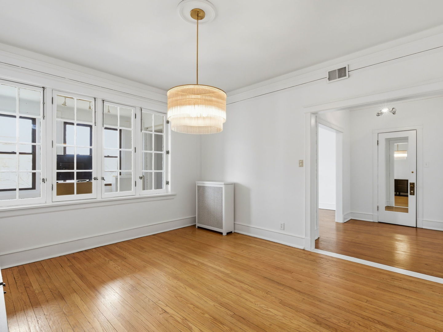 5108 S Woodlawn Avenue 3G